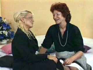 GRANNIES HARDCORE